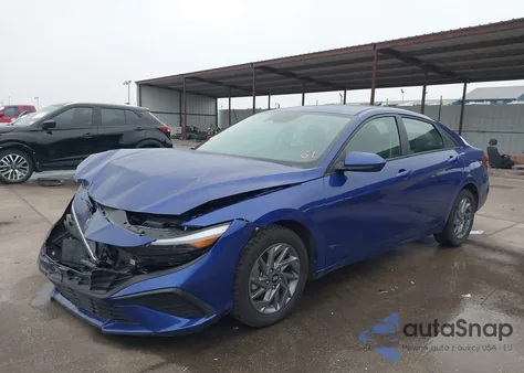 2024 Hyundai Elantra Sel z USA, uszkodzony, nr VIN KMHLM4DG2RU673728